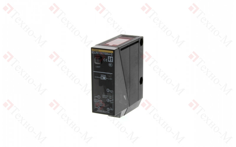 Оптический датчик Omron E3JM-DS70M4